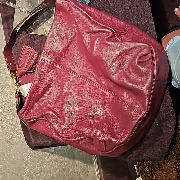 Coach Avery Large Hobo NWT - Picture 7 of 8